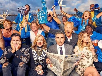 Schitt's Creek: Season 3, Episode 1 | Rotten Tomatoes Schitt's Creek: Season 3, Episode 1 | Rotten Tomatoes