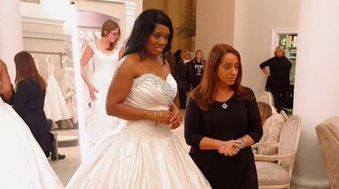 Season 14 say yes to the dress online