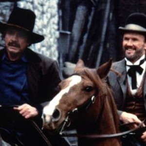 The Last Days of Frank and Jesse James (1986) photo 4