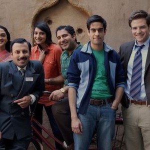 Outsourced, from left: Anisha Nagarajan, Rizwan Manji, Rebecca Hazlewood, Parvesh Cheena, Sacha Dhawan, Ben Rappaport, 'Pilot', Season 1, Ep. #1, 09/23/2010, ©NBC