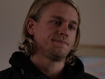 Sons of anarchy season 2 episode 1 free online streaming on sale