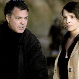 DISENGAGEMENT, (aka DESENGAGEMENT), director Amos Gitai, Juliette Binoche, on set, 2007. ©Sony Pictures Classics