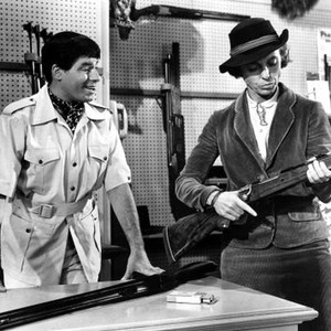 WHO'S MINDING THE STORE?, Jerry Lewis, Nancy Kulp, 1963.