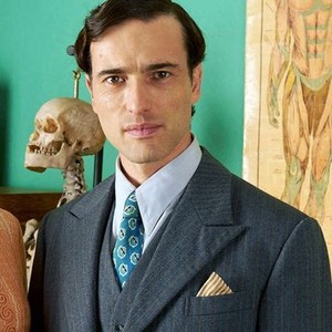 Ed Stoppard as Dr Will Campbell