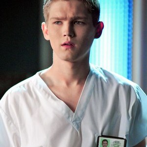 Evan Ellingson as Kyle Harmon