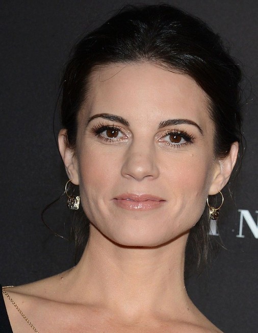 Leah Cairns