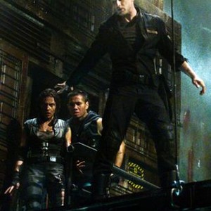 PANDORUM, from left: Antje Traue, Cung Le, Ben Foster, 2009. ph: Jay Maidment/©Overture Films