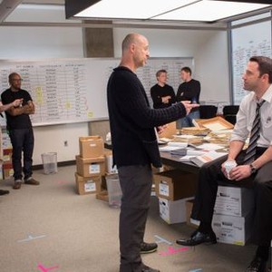 THE ACCOUNTANT, from left: director Gavin O'Connor, Ben Affleck, on set, 2015. ph: Chuck Zlotnick/©Warner bros.