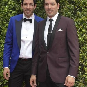 Jonathan Silver Scott, Drew Scott at arrivals for 2015 Primetime Creative Arts Emmys - Part 2, The Microsoft Theater (formerly Nokia Theatre L.A. Live), Los Angeles, CA September 12, 2015. Photo By: Elizabeth Goodenough/Everett Collection