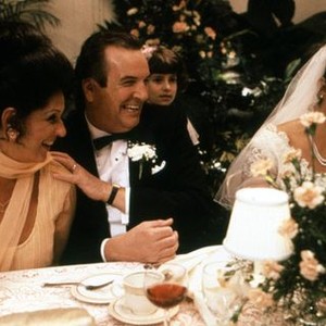 29TH STREET, Lainie Kazan, Danny Aiello, Donna Magnani, 1991, TM and Copyright (c)20th Century Fox Film Corp. All rights reserved.