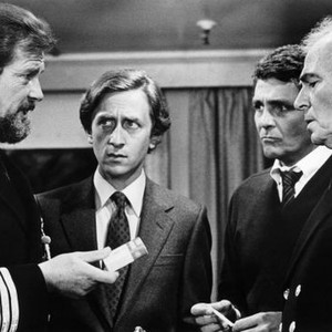 FFOLKES, (aka NORTH SEA HIJACK), Roger Moore, Jeremy Clyde, James Mason, David Hedison,  1980. ©Universal Pictures