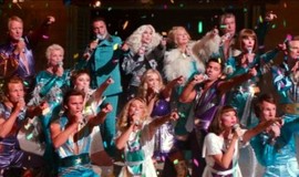 Mamma Mia! Here We Go Again: Official Clip - Super Trouper photo 1