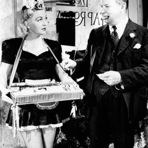 THE MORE THE MERRIER, from left: Toddy Peterson, Charles Coburn, 1943