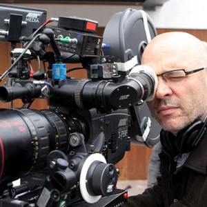 BREAKING AND ENTERING, director Anthony Minghella, on set, 2006 ©Miramax