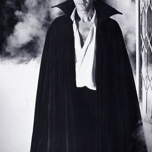 Dracula (1979) photo 3