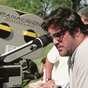 ARLINGTON ROAD, director Mark Pellington on set, 1999, (c) Screen Gems/courtesy Everett Collector