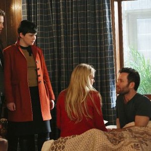 Once Upon a Time, Joshua Dallas (L), Ginnifer Goodwin (C), Eion Bailey (R), 'Best Laid Plans', Season 4, Ep. #18, 03/29/2015, ©KSITE