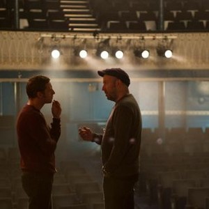 FILM STARS DON'T DIE IN LIVERPOOL, L-R: JAMIE BELL, DIRECTOR PAUL MCGUIGAN ON SET, 2017. ©SONY PICTURES CLASSICS