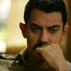 Talaash: The Answer Lies Within photo 5