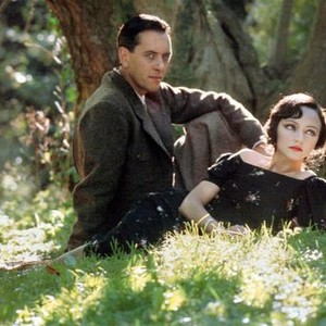 HENRY AND JUNE, from left: Richard E. Grant, Maria de Medeiros, 1990. ©Universal Pictures