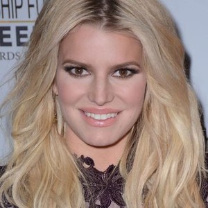 Is Jessica Simpson Romo’s Yoko?