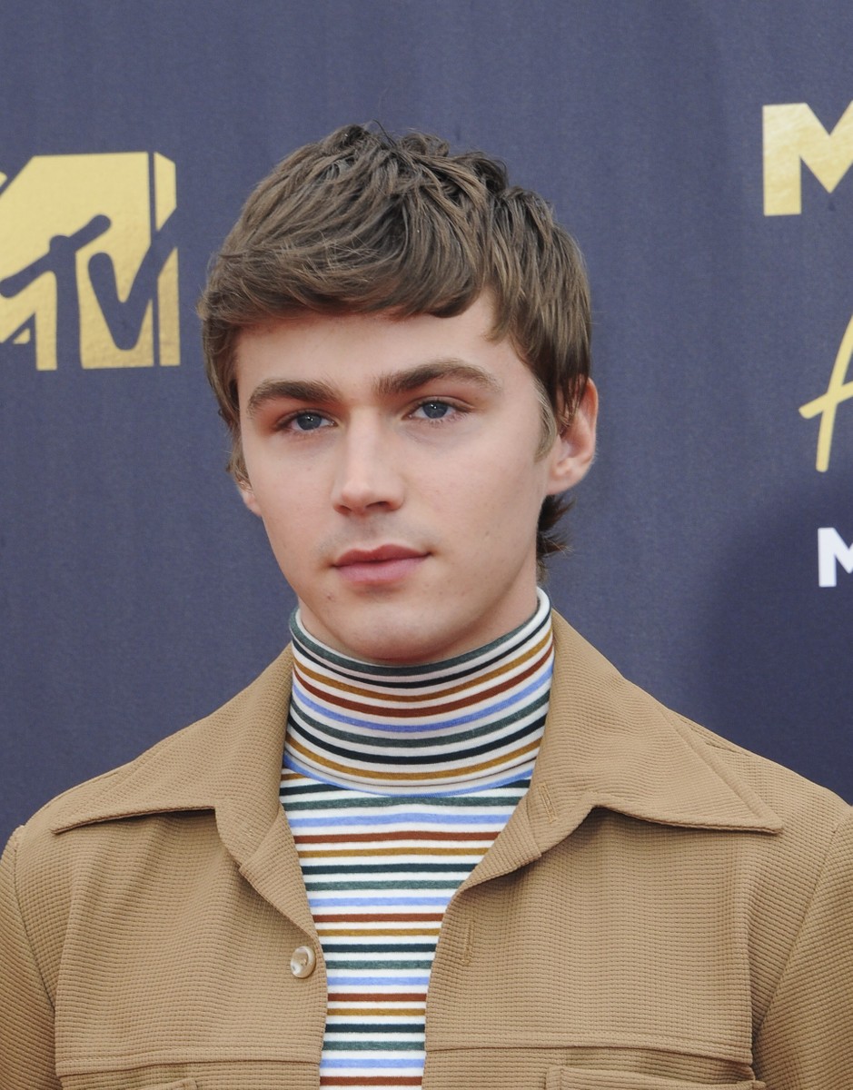 Miles Heizer - Rotten Tomatoes