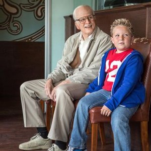 BAD GRANDPA, (aka JACKASS PRESENTS: BAD GRANDPA), from left: Johnny Knoxville, Jackson Nicoll, 2013. ph: Sean Cliver/©Paramount Pictures