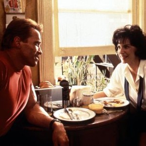 LAST ACTION HERO, Arnold Schwarzenegger, Mercedes Ruehl, 1993, (c)Columbia Pictures
