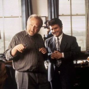 MY COUSIN VINNY, director Jonathan Lynn, Joe Pesci, on set, 1992. ©20th Century Fox