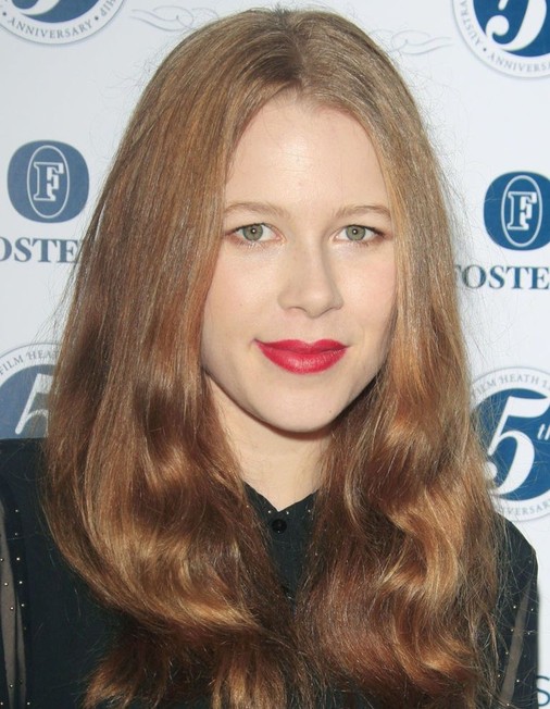 Anna McGahan