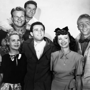 SARGE GOES TO COLLEGE, clockwise from right, Warren Mills, Noel Neill, Freddie Stewart, June Priesser, Alan Hale, Jr., Frankie Darro, 1947