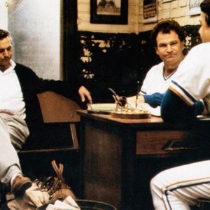 BULL DURHAM, from left: Kevin Costner, Robert Wuhl, Trey Wilson (back to camera), 1988, © Orion