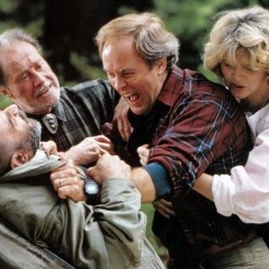 Harry and the Hendersons (1987) photo 8