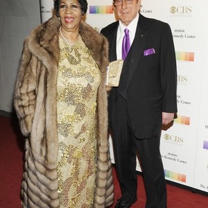 The 35th Annual Kennedy Center Honors, Aretha Franklin (L), Clive Davis (R), 12/26/2012, ©CBS