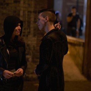Orphan Black, Tatiana Maslany (L), Jordan Gavaris (R), 'Transgressive Border Crossing', Season 4, Ep. #2, 04/21/2016, ©BBC