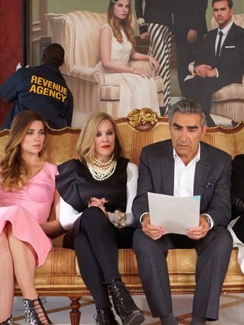 Schitt's creek season hot sale 1 episode 1