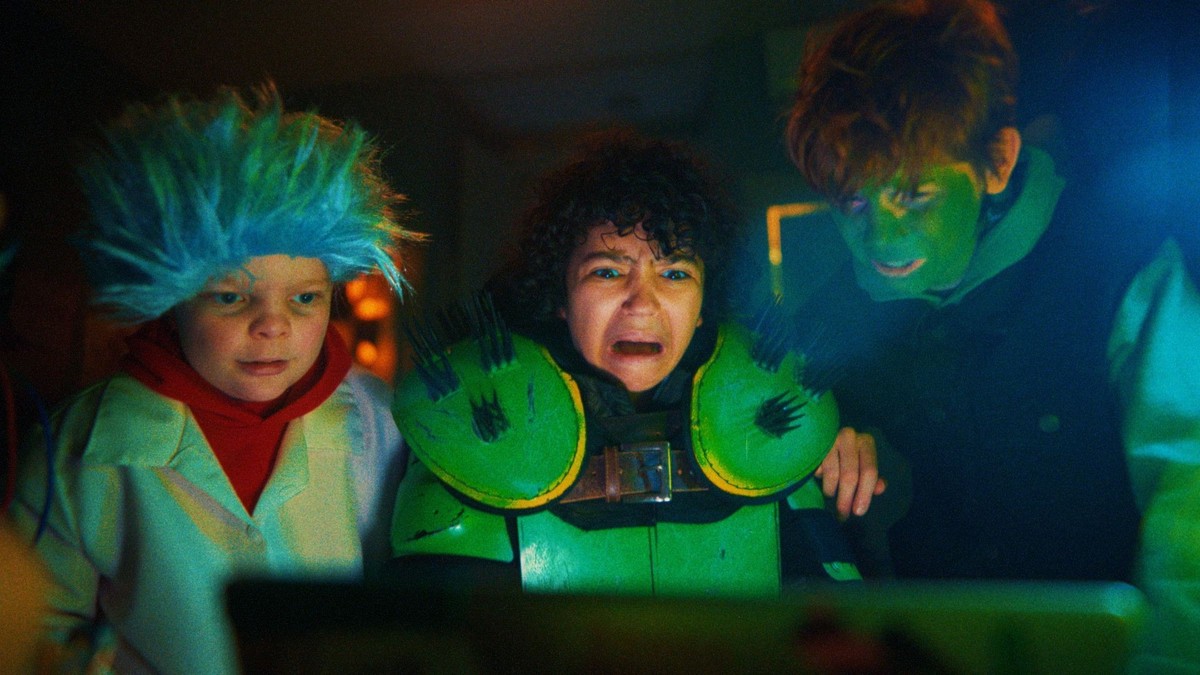 Kids vs. Aliens | MovieTickets