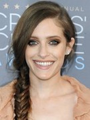 Carly Chaikin