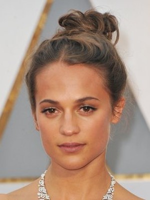 Alicia Vikander