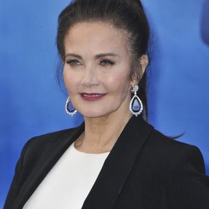 Lynda Carter at arrivals for WONDER WOMAN Premiere, Pantages Theatre in Hollywood, Los Angeles, CA May 25, 2017. Photo By: Elizabeth Goodenough/Everett Collection
