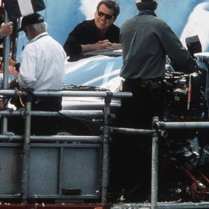 DIE ANOTHER DIE, Pierce Brosnan (sunglass) on set, 2002, (c) MGM