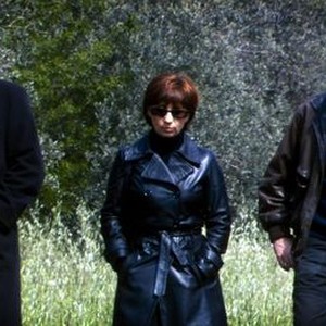 LADY JANE, from left: Gerard Meylan, Ariane Ascaride, Jean-Pierre Darroussin, 2008. ©Diaphana Films