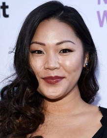 Jee Young Han