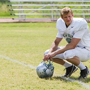 Alexander Ludwig as Chris Ryan in "When the Game Stands Tall." photo 18