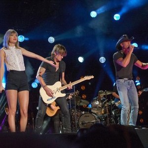 CMA Music Festival: Country's Night to Rock, Taylor Swift (L), Keith Urban (C), Tim McGraw (R), 08/12/2013, ©ABC