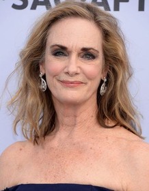 Lisa Emery