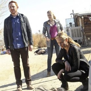 NCIS: Los Angeles, Scott Grimes (L), Gillian Alexy (C), Kim Raver (R), 'Red, Part 2', Season 4, Ep. #19, 03/26/2013, ©CBS