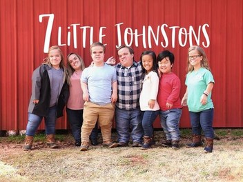 Watch 7 little johnstons outlet season 1 online free