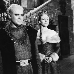 THE MASQUE OF THE RED DEATH, foreground from left: Patrick Magee, Hazel Court, 1964 tmotrd1964y-fsct08(tmotrd1964y-fsct08)