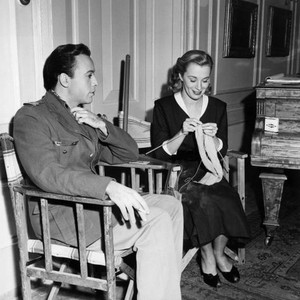 HELL IS SOLD OUT, Herbert Lom, Mai Zetterling, between takes on-set, 1951